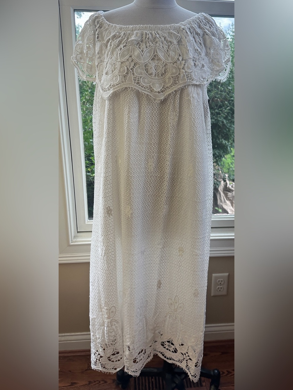 NWT Tuckernuck‎ Avalon White Lace Maxi Dress, Size Small
